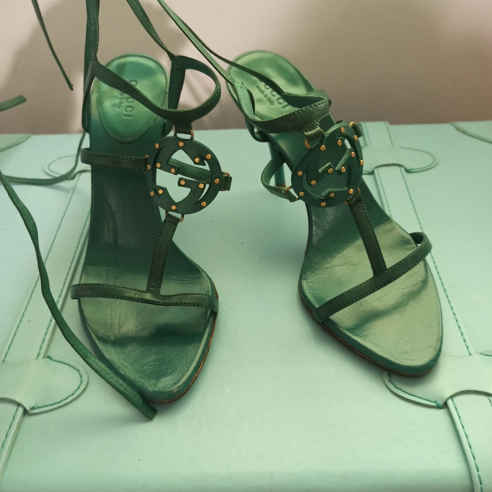 Gucci Peacock Green Strap Sandal Heels Size 6.5